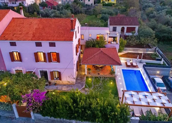 Sora Апартаменты *